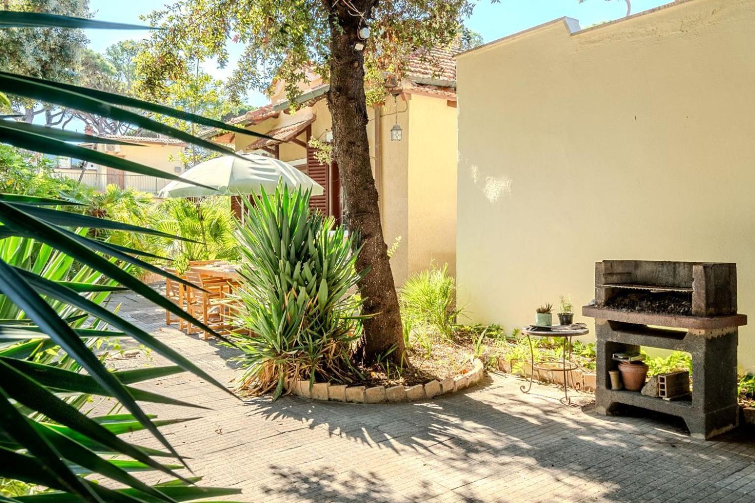 Exclusive Charming Villa - Free Parking 400 Mq Garden - Rome Airport - Roseto Villa Dream Fregenae Bagian luar foto